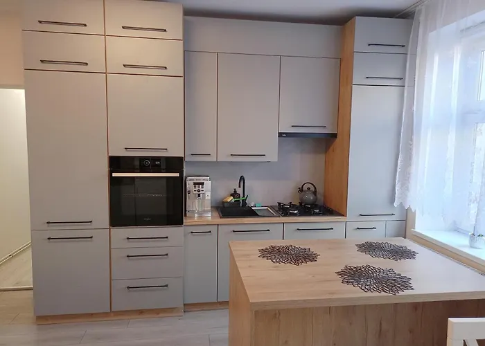 Blisko Szlaku Boguszów-Gorce